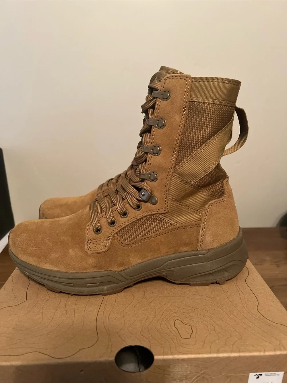 Garmont T 8 NFS 670 Men’s 7 Womens 8 Coyote Brown Tactical Boots